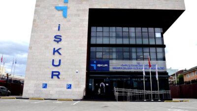 🚀 “İş yok” iddialarına İŞKUR’dan net cevap!
Türkiye genelinde istihdamı artırmak